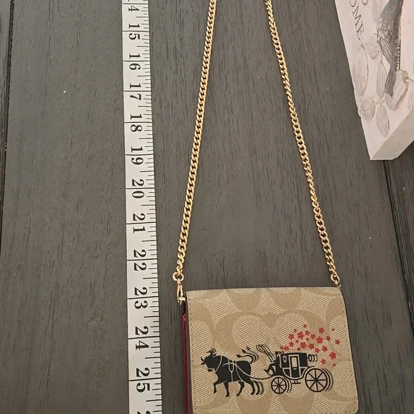 Coach Mini Beige Crossbody Bag with Gold Chain - Picture 10 of 10